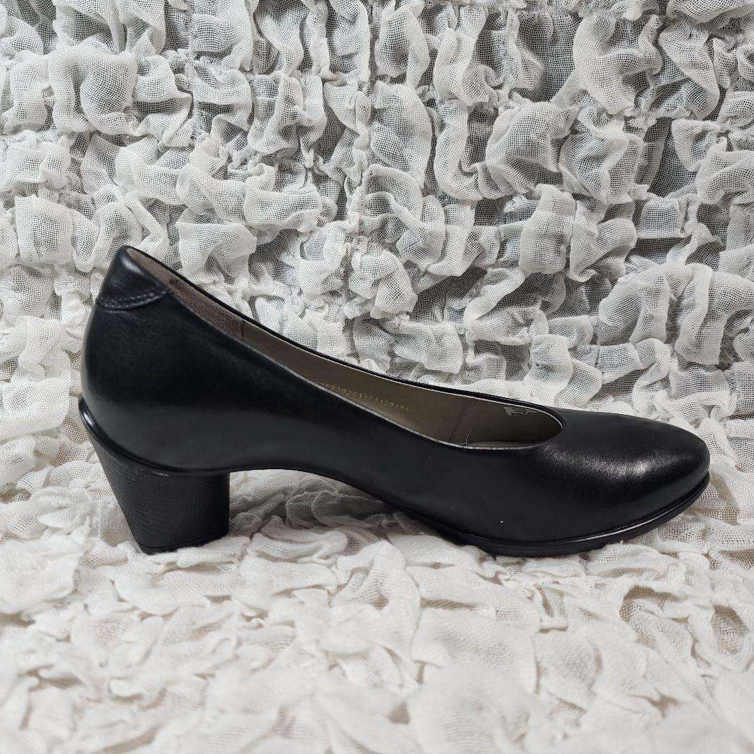 美品 エコー アーモンドトゥ レザー プレーン パンプス チャンキーヒール