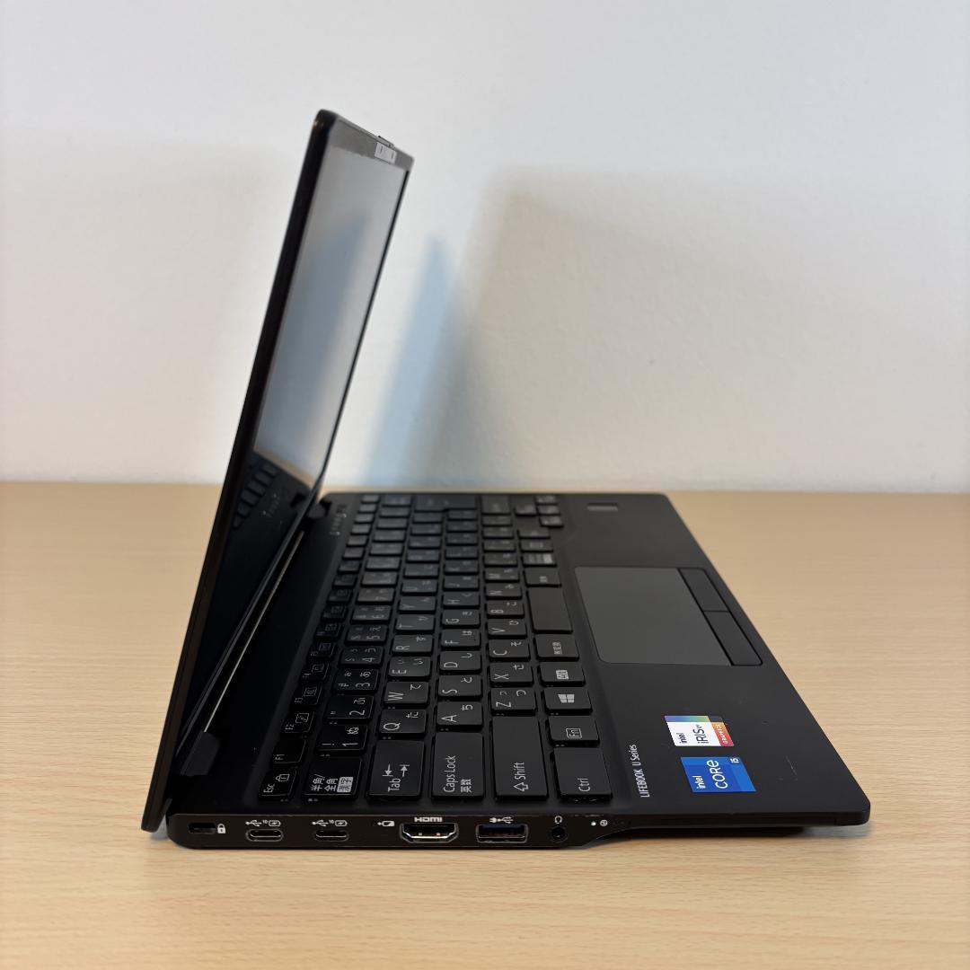 美品 軽量 富士通 U9311/F i5第11世代 SSD256GB オフィス付