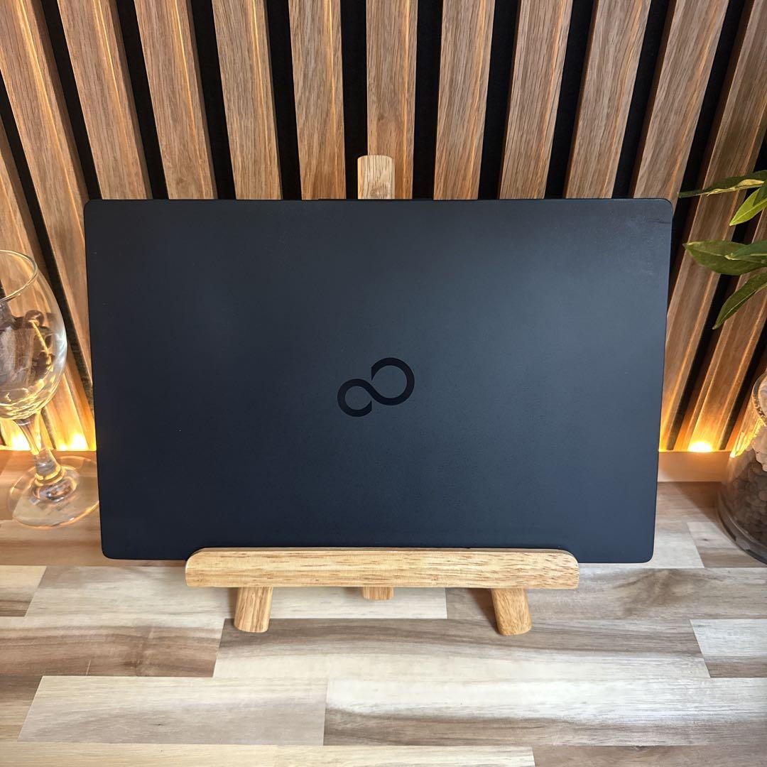 おすすめ‼️LIFEBOOK U9311☘️i5第11世代☘️軽量☘️人気ノートパソコン