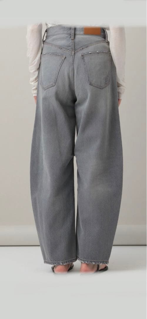 Curensology カレンソロジー カーヴィーデニムパンツ　グレー　40
