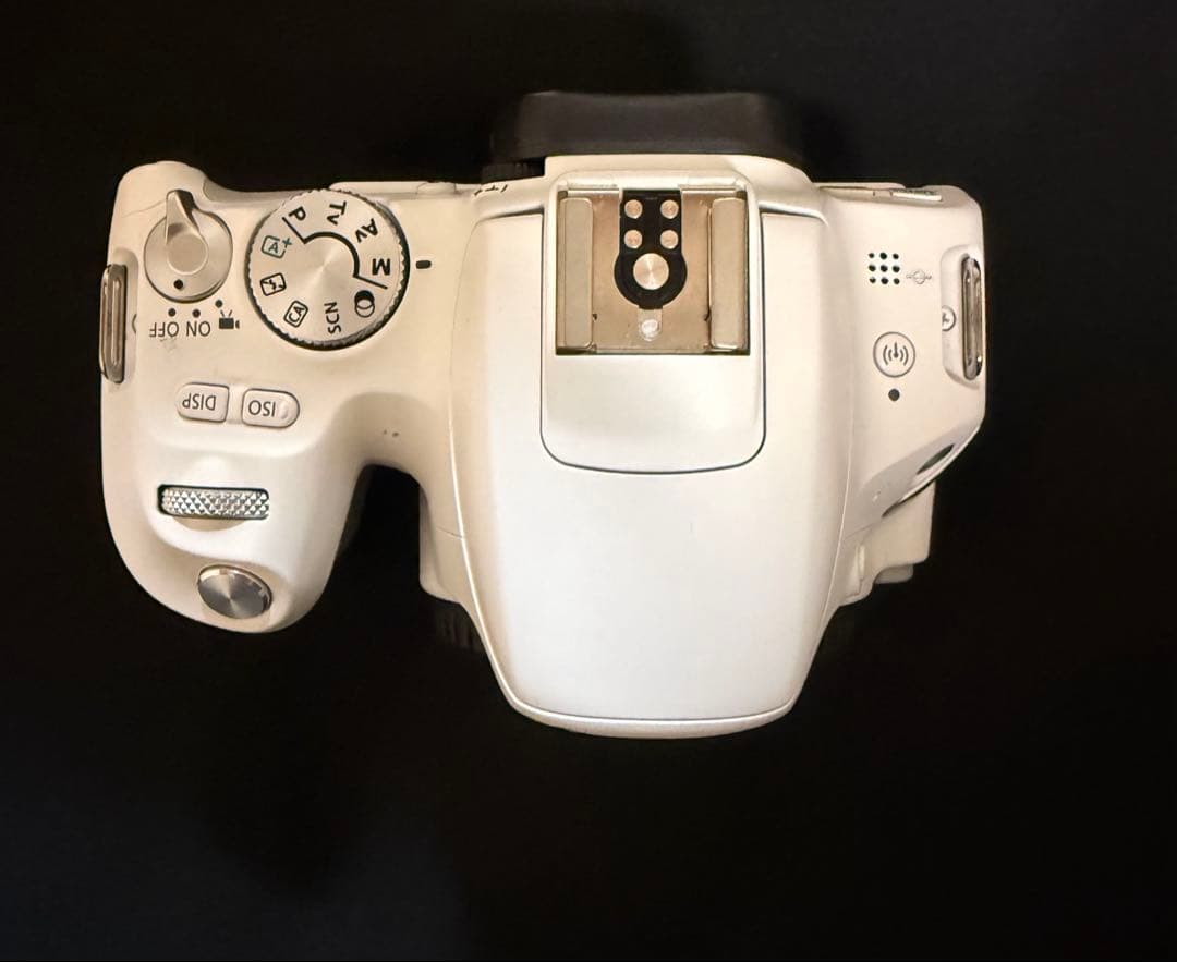 canon eos kiss x9 ホワイト 本体