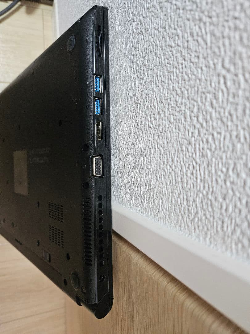 東芝 ノートパソコン B65　PC 15.6インチ TOSHIBA