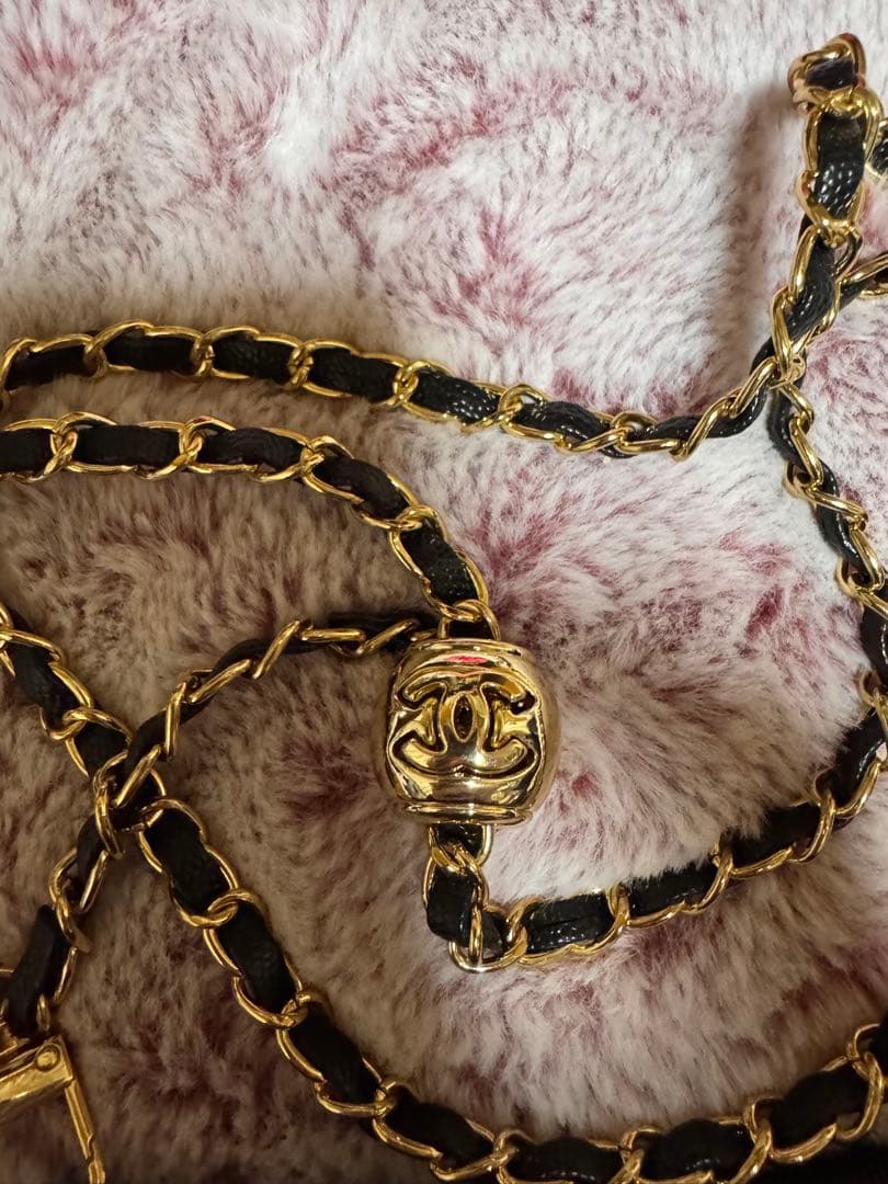 CHANEL ブラックレザー iPhone15Pro用