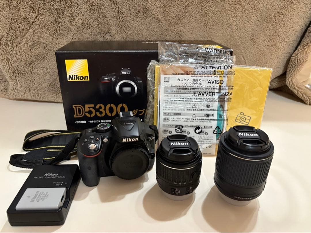 Nikon D5300 ダブルズームキット2 Wi-Fi搭載 簡単操作