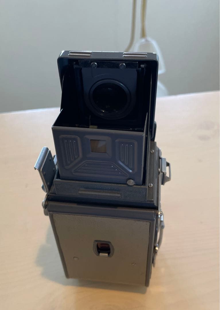 Yashica-44 二眼レフカメラ　フード付き