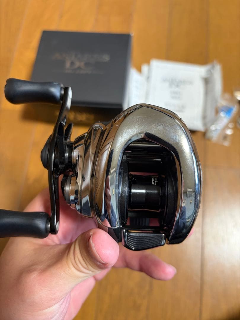 専用　21アンタレスDC HG 左　シマノ　ベイトリール