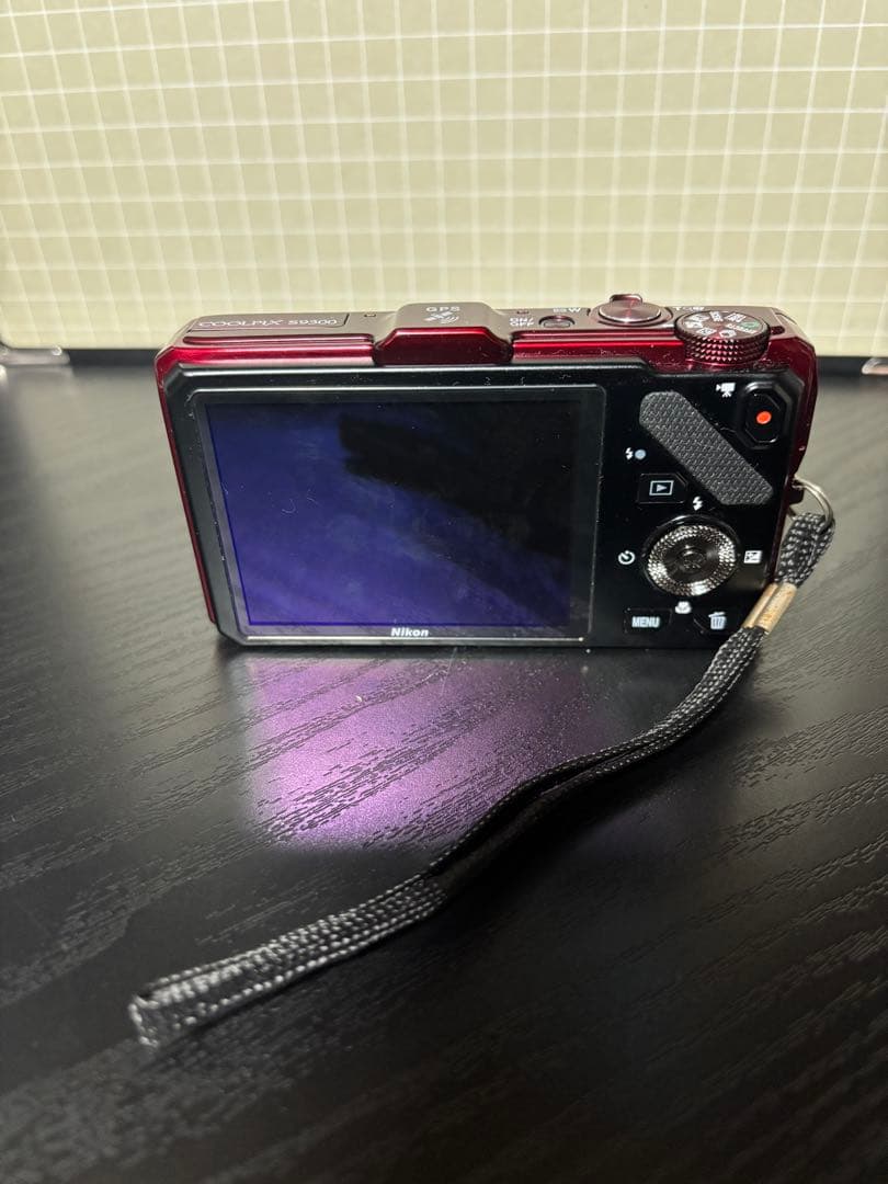 Nikon COOLPIX S9300【本体のみ・動作確認済み】
