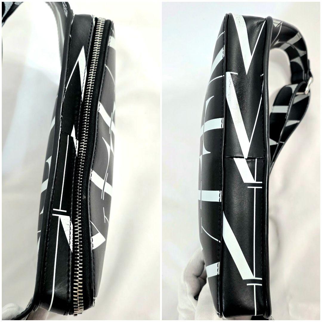 VALENTINO　VLTNタイムズ　ボディバッグ　斜め掛け　ブラック　美品