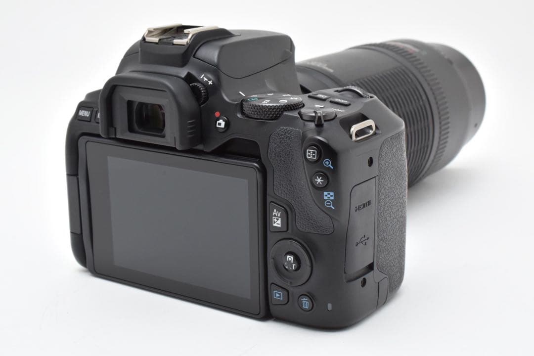 デジタル一眼レフカメラCANON EOS Kiss X10望遠レンズセット