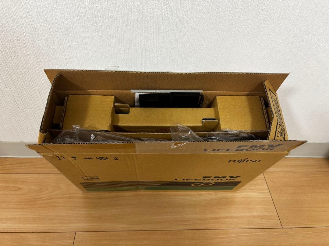 ノートパソコン FUJITSU LIFEBOOK SN54/GN