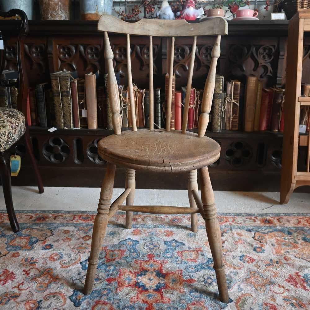 L3705-1-2 英国アンティーク アイベックスチェア キッチンチェア 剝離