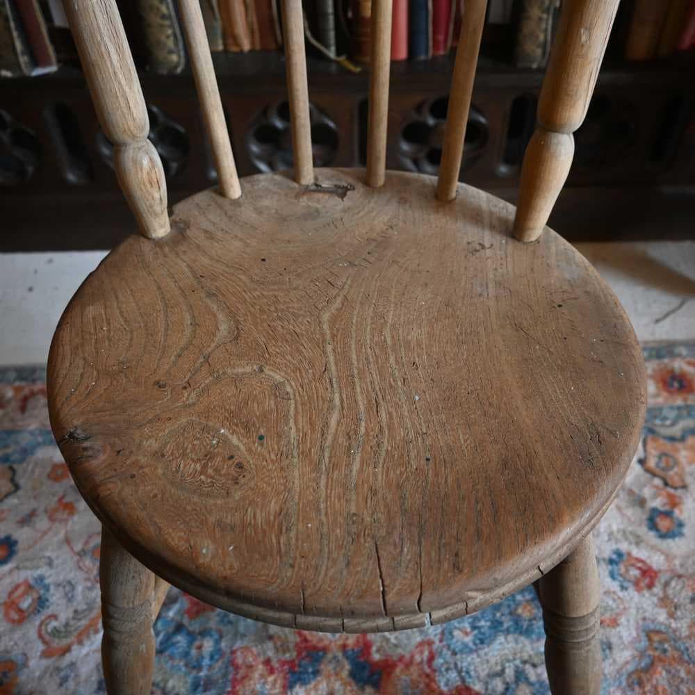 L3705-1-2 英国アンティーク アイベックスチェア キッチンチェア 剝離