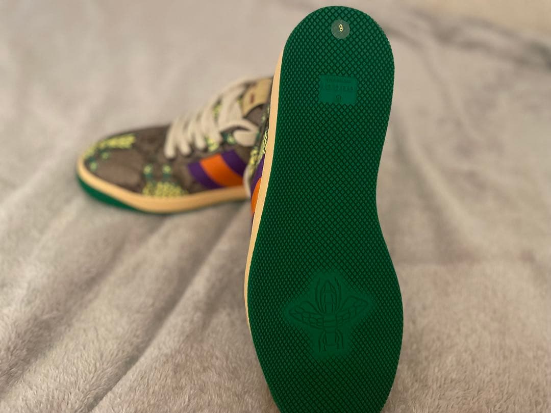 チ*ン様 【未使用に近い】Gucci パイナップル柄 スニーカー サイズ9