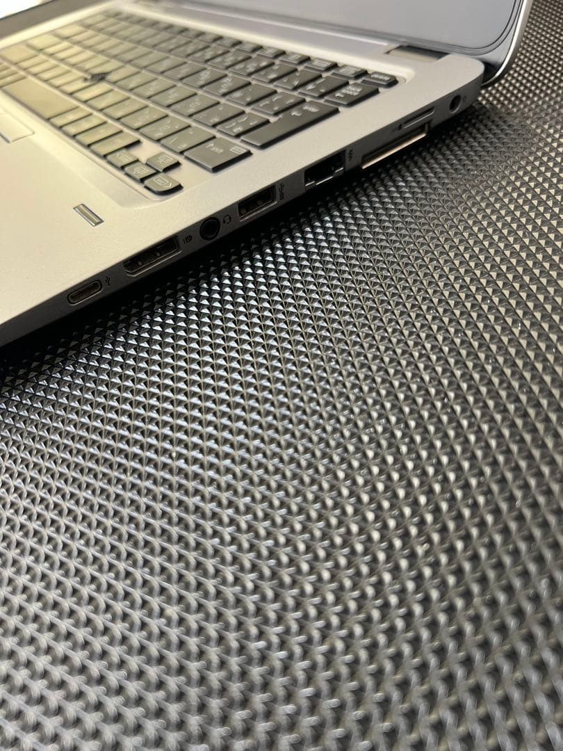 HPノートパソコン(13インチ)