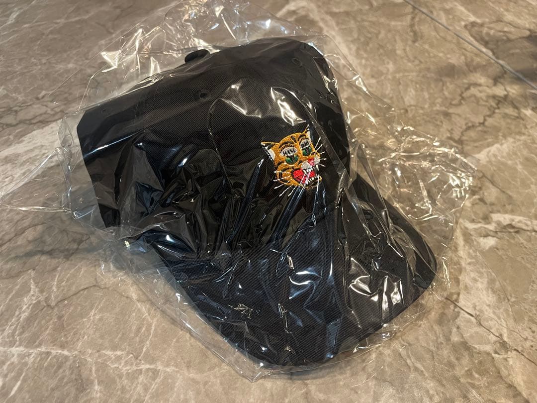 新品未使用 タグ付 ショッピングバック付 オニツカタイガー キャップ ブラック