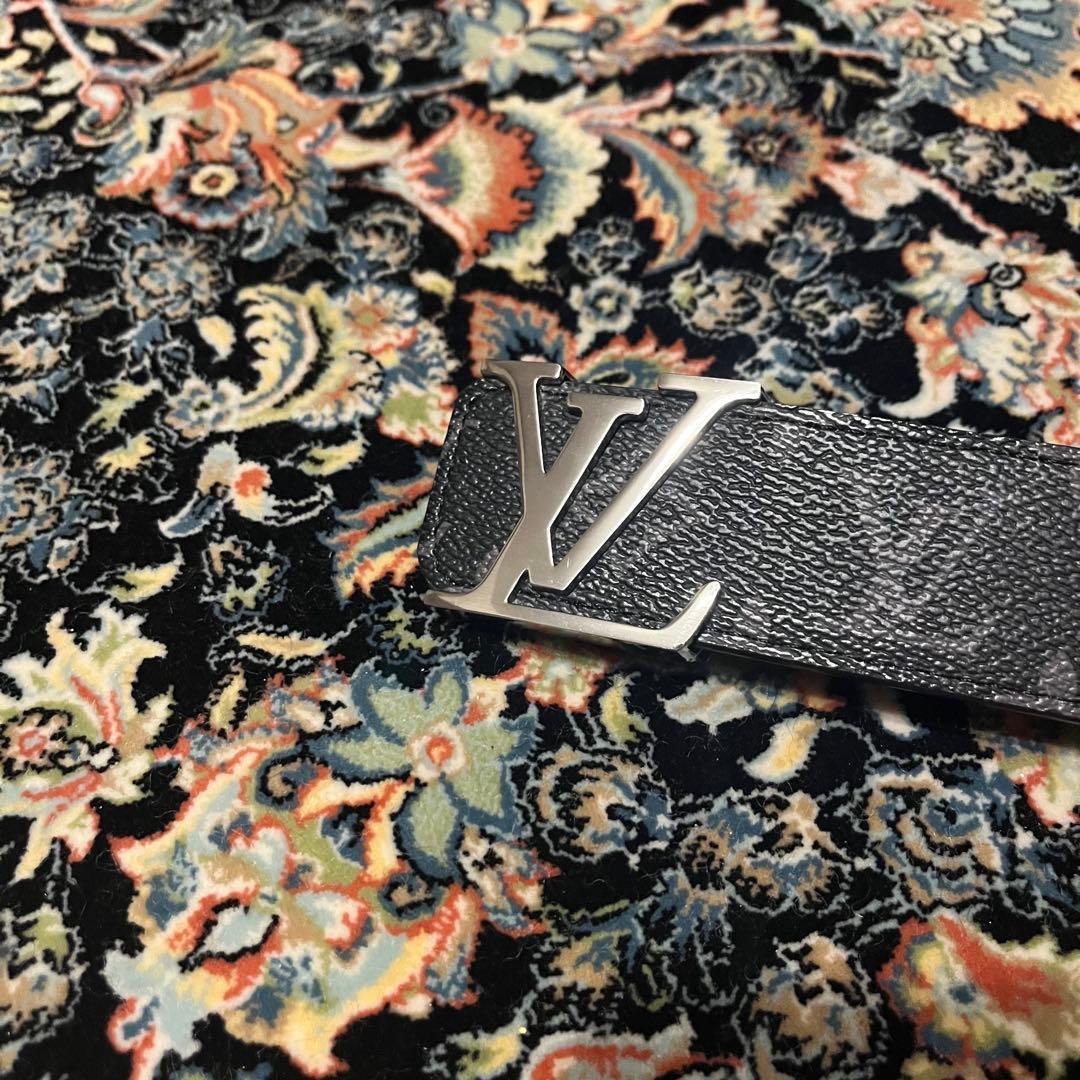 Louis Vuitton 黒レザーベルト