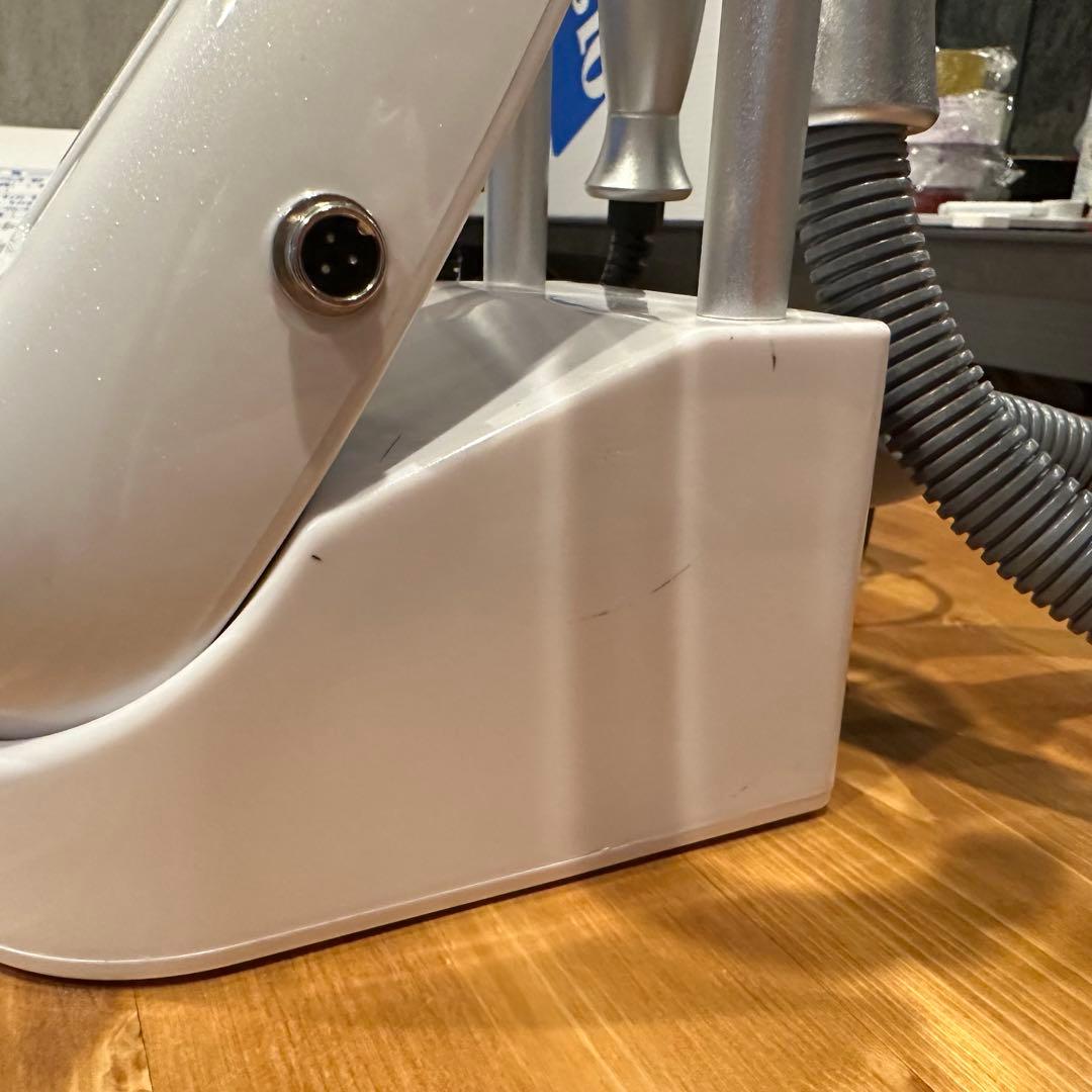40Khzキャビテーション 美顔器 ラジオ波 多極RF 4in1 業務用
