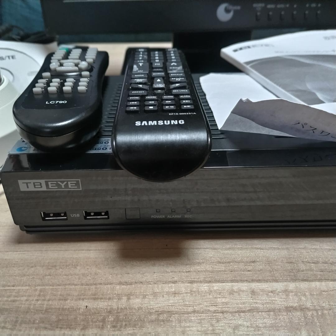 TB　EYE 防犯カメラ　一式セット　まとめて　ビデオレコーダー