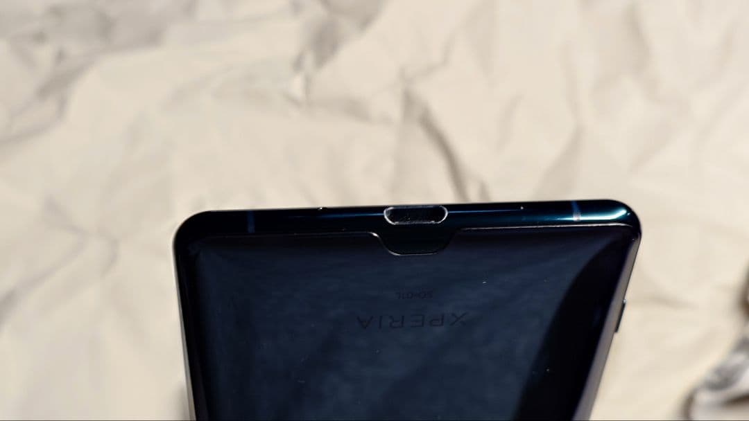 simロック解除済 美品 docomo版 xperia xz3 SO-01L