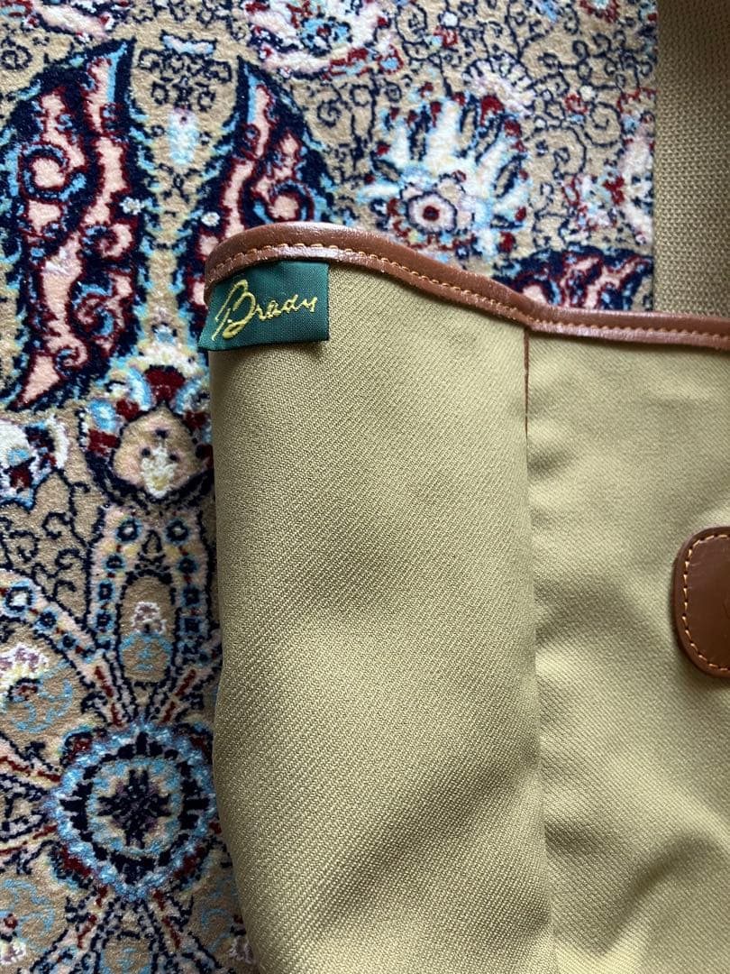 brady ブレディ ベージュ トートバッグ