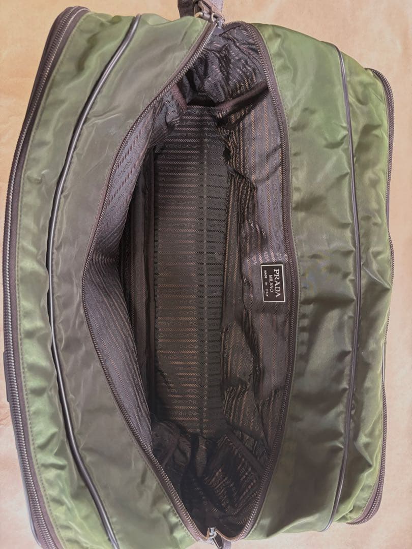 プラダ PRADA ボストンバッグ イタリア旅行直営店にて購入