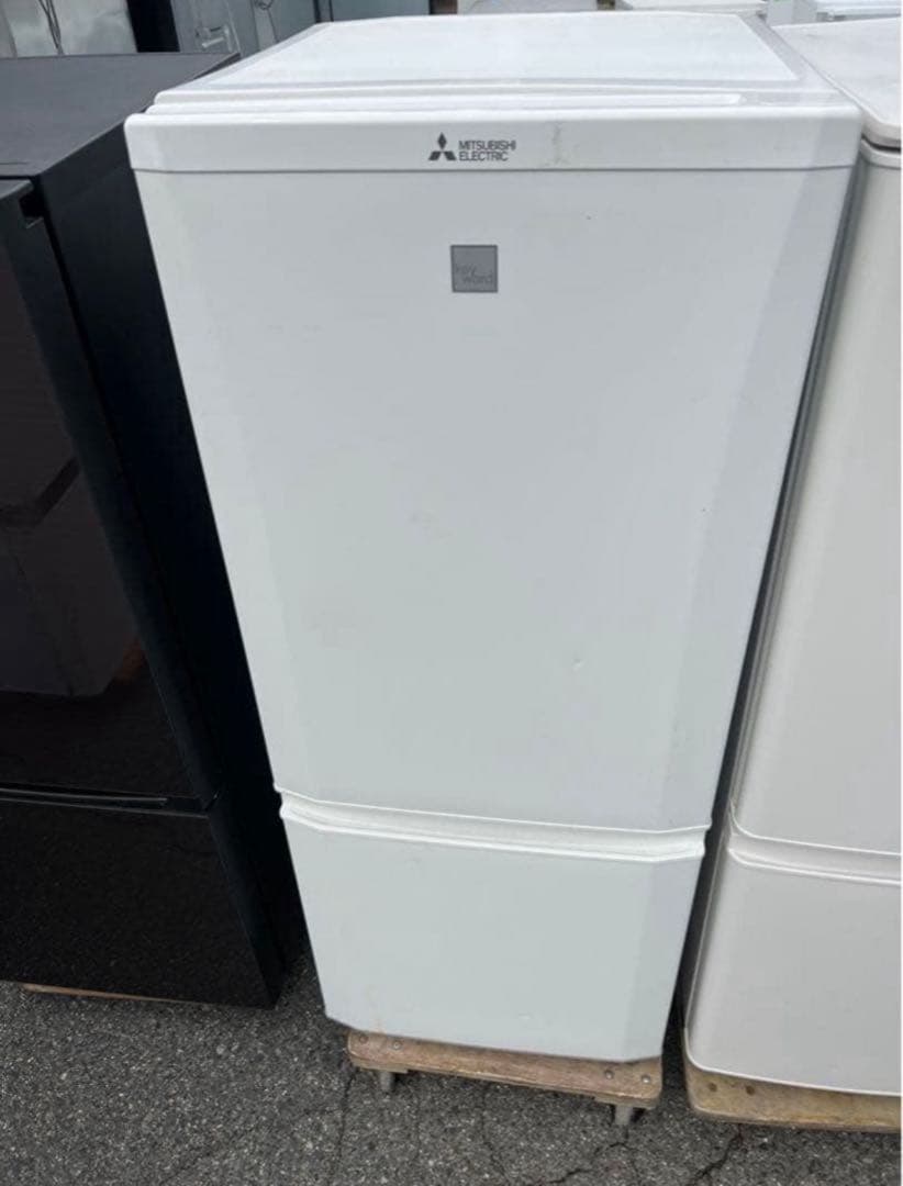 2017年式 146L 三菱 冷蔵庫 MR-P15EA-KW