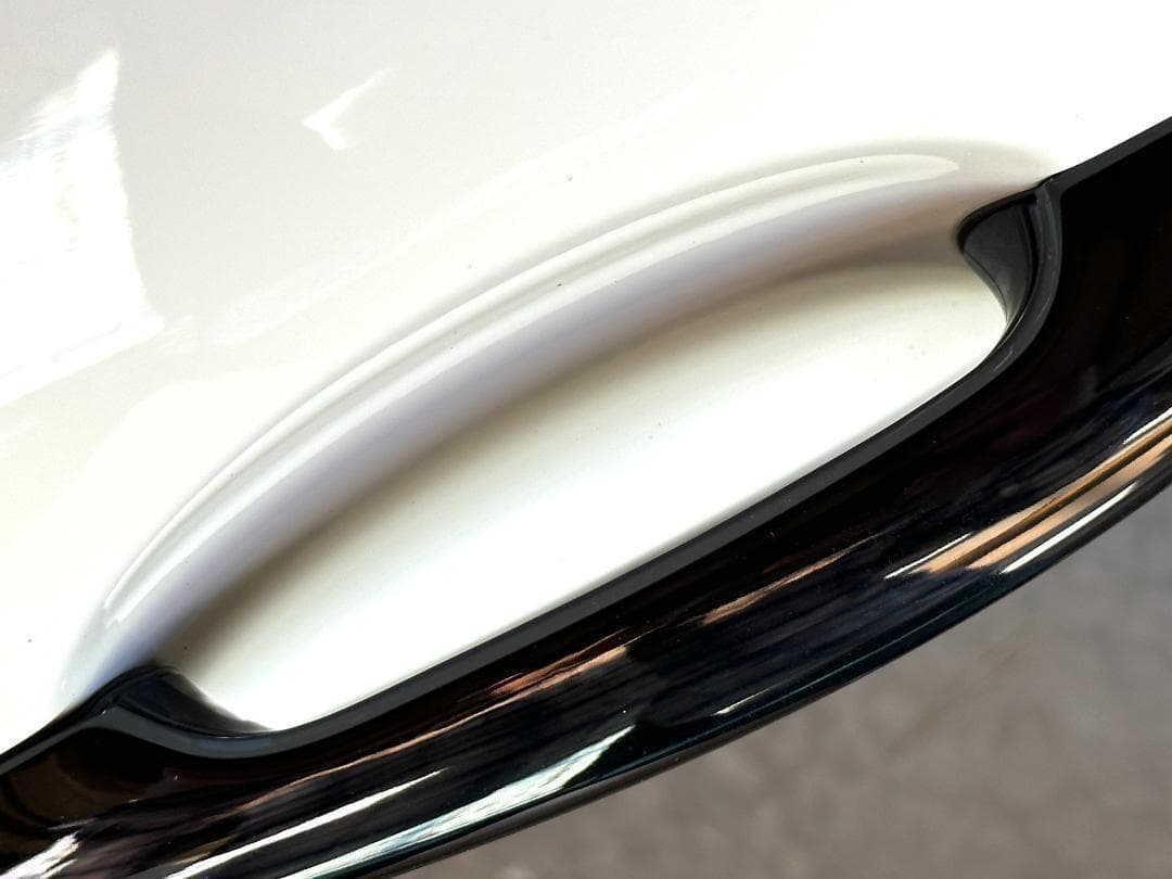 MINI F54 クラブマン用 ピアノブラック・ドアハンドルカバー　6個セット