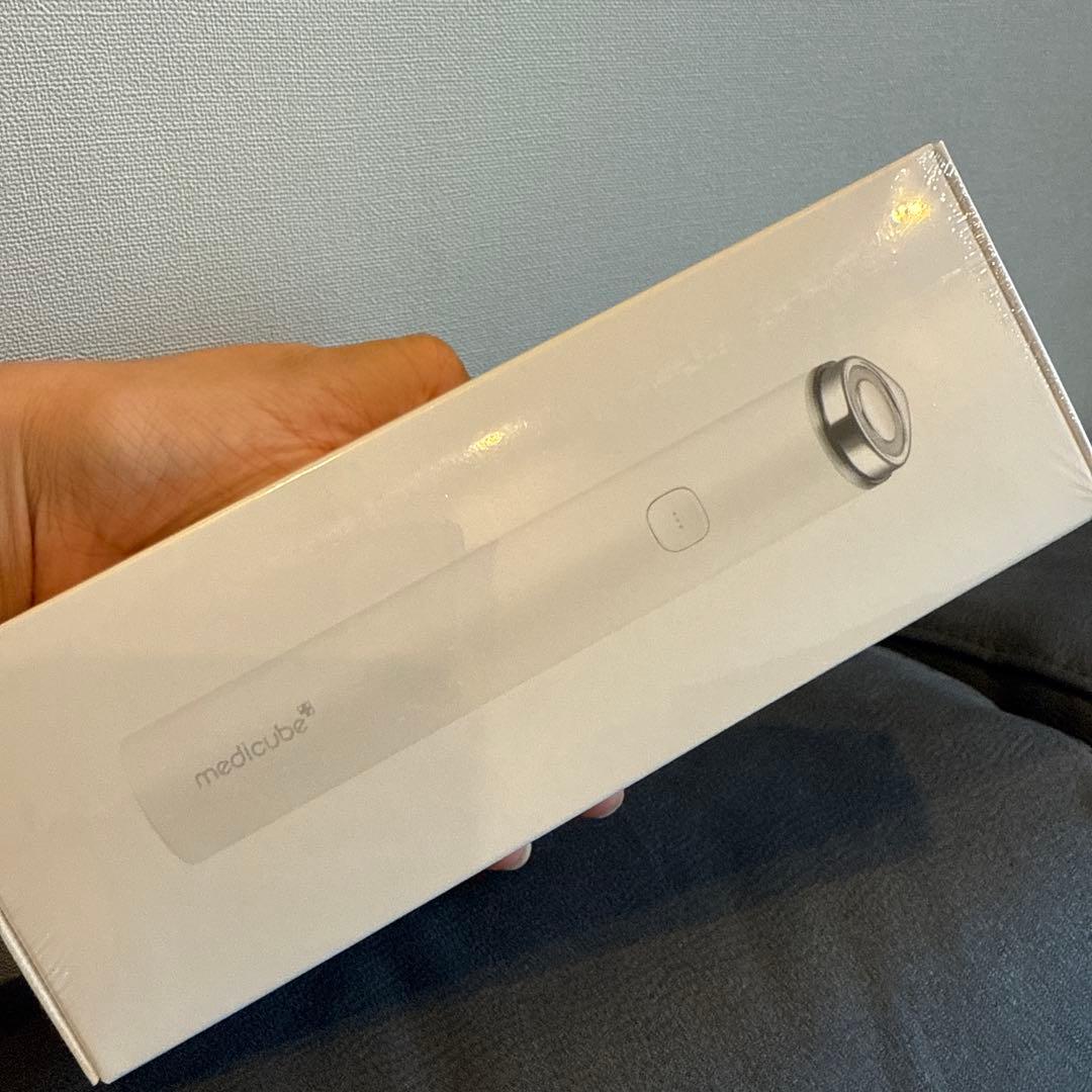 【新品】メディキューブ AGE-R ブースタプロ　ミニ　美顔器　韓国コスメ