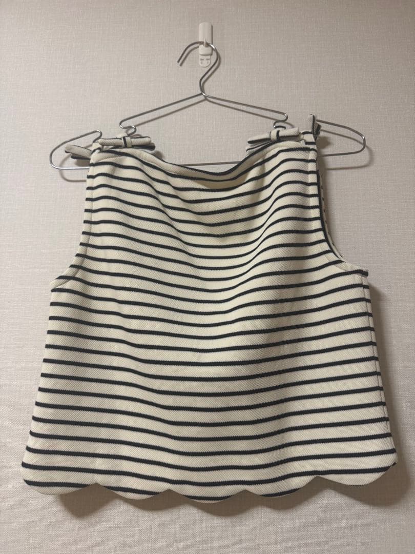 Bibiy スカラップ　ボーダートップス