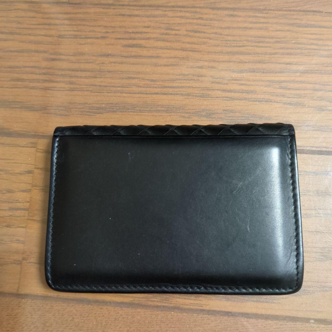 【期間限定価格】黒のレザー名刺入れ 編み込みデザイン