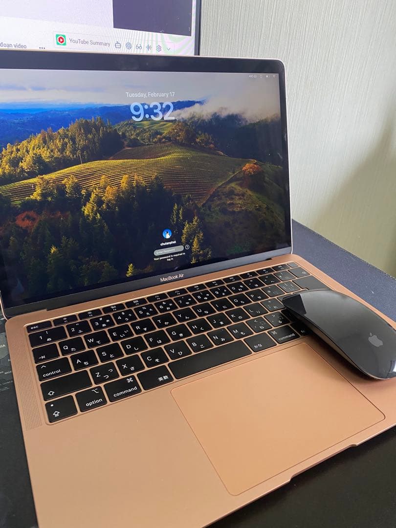 MacBook Air 2019 13インチ core i5 1.6GHz