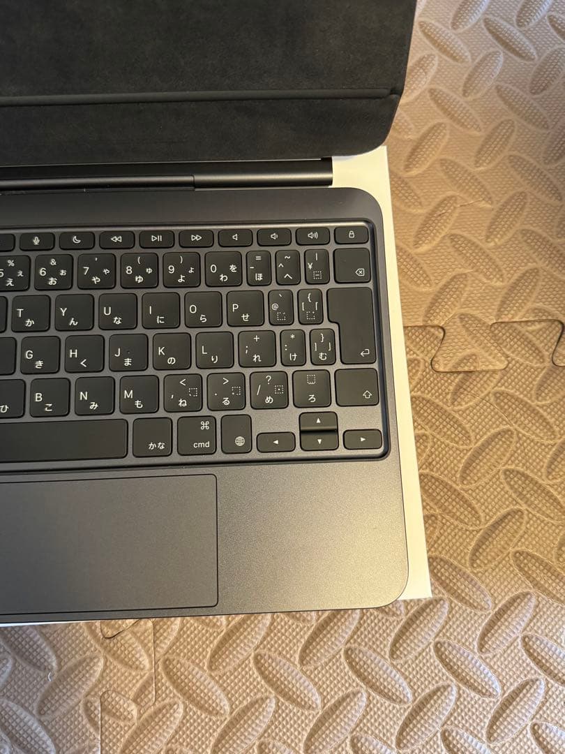 Magic Keyboard iPad Pro 11インチM4 M5