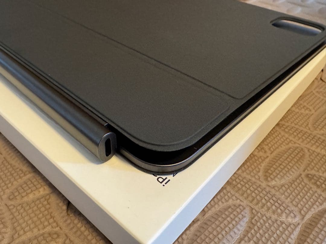 Magic Keyboard iPad Pro 11インチM4 M5