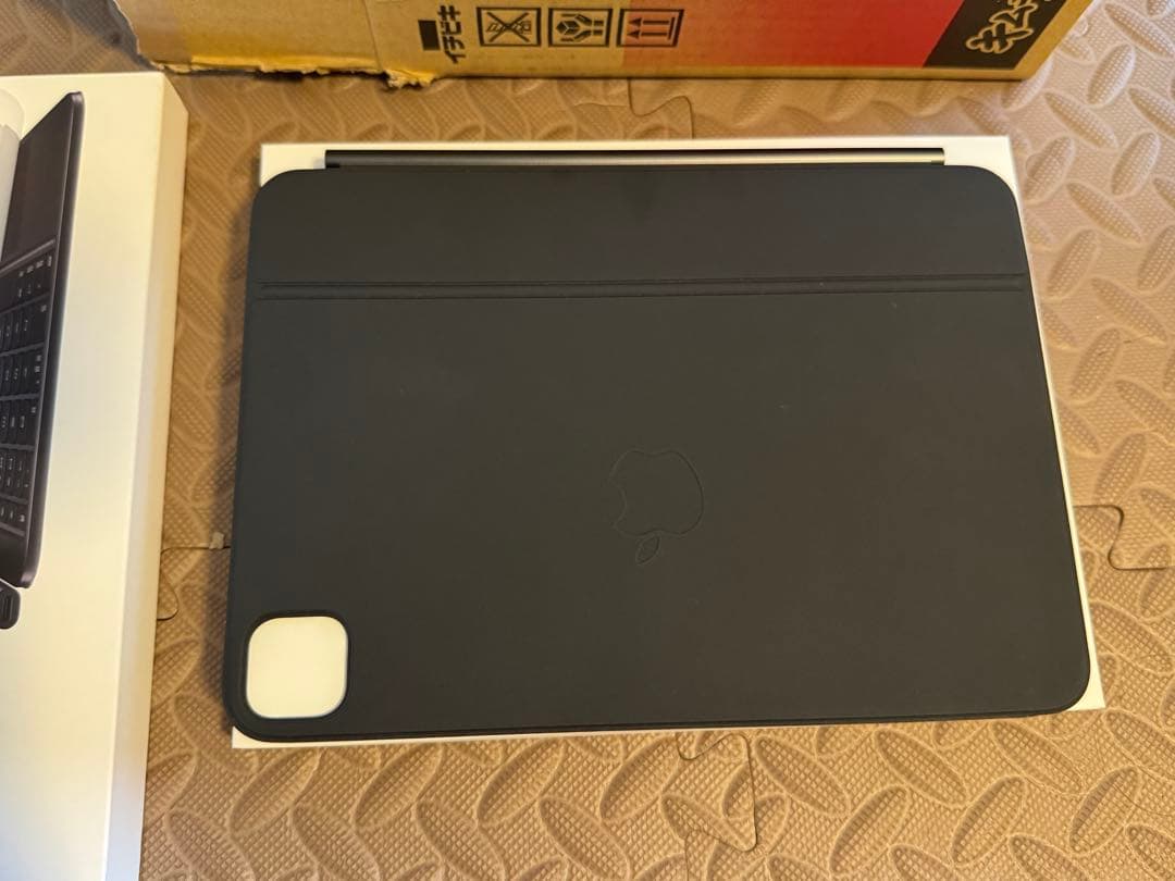 Magic Keyboard iPad Pro 11インチM4 M5