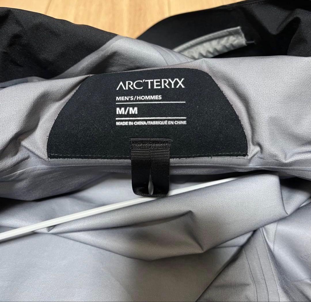 【極美品】アークテリクスベータジャケット　Mサイズ