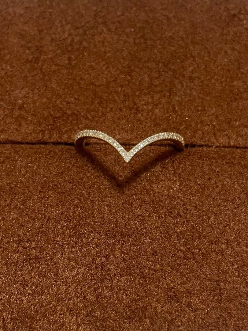 ★*★様 ココシュニック　k10 ダイヤモンド　V字リング