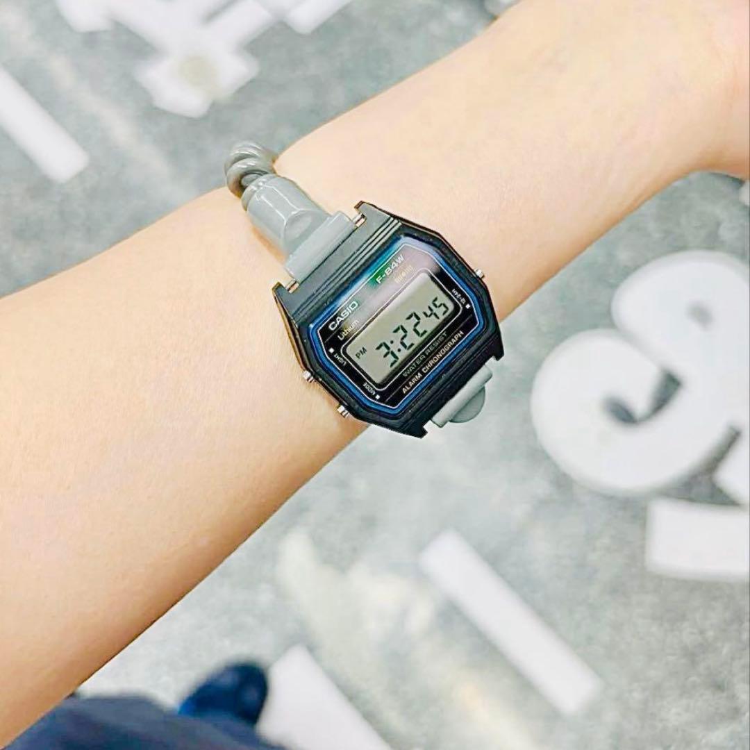 田中シェン着用 CASIO カシオ F-84W サ時計 サウナ 時計