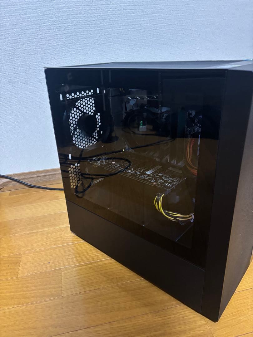 クーポンでお値打ちに！最終値下げ！早い者勝ち！なんか光る！自作ゲーミングPC中古