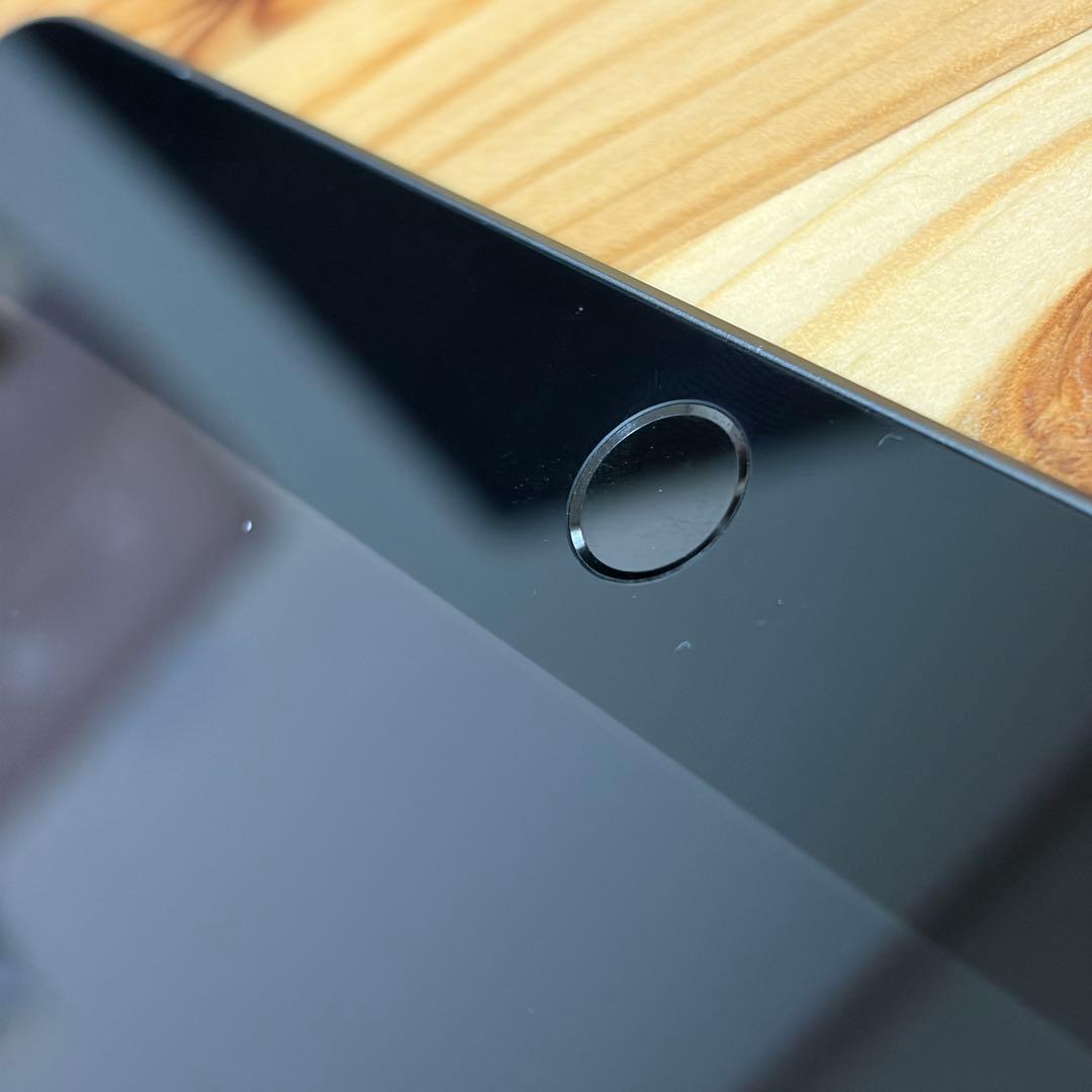 Apple iPad 第7世代 10.2インチ 本体