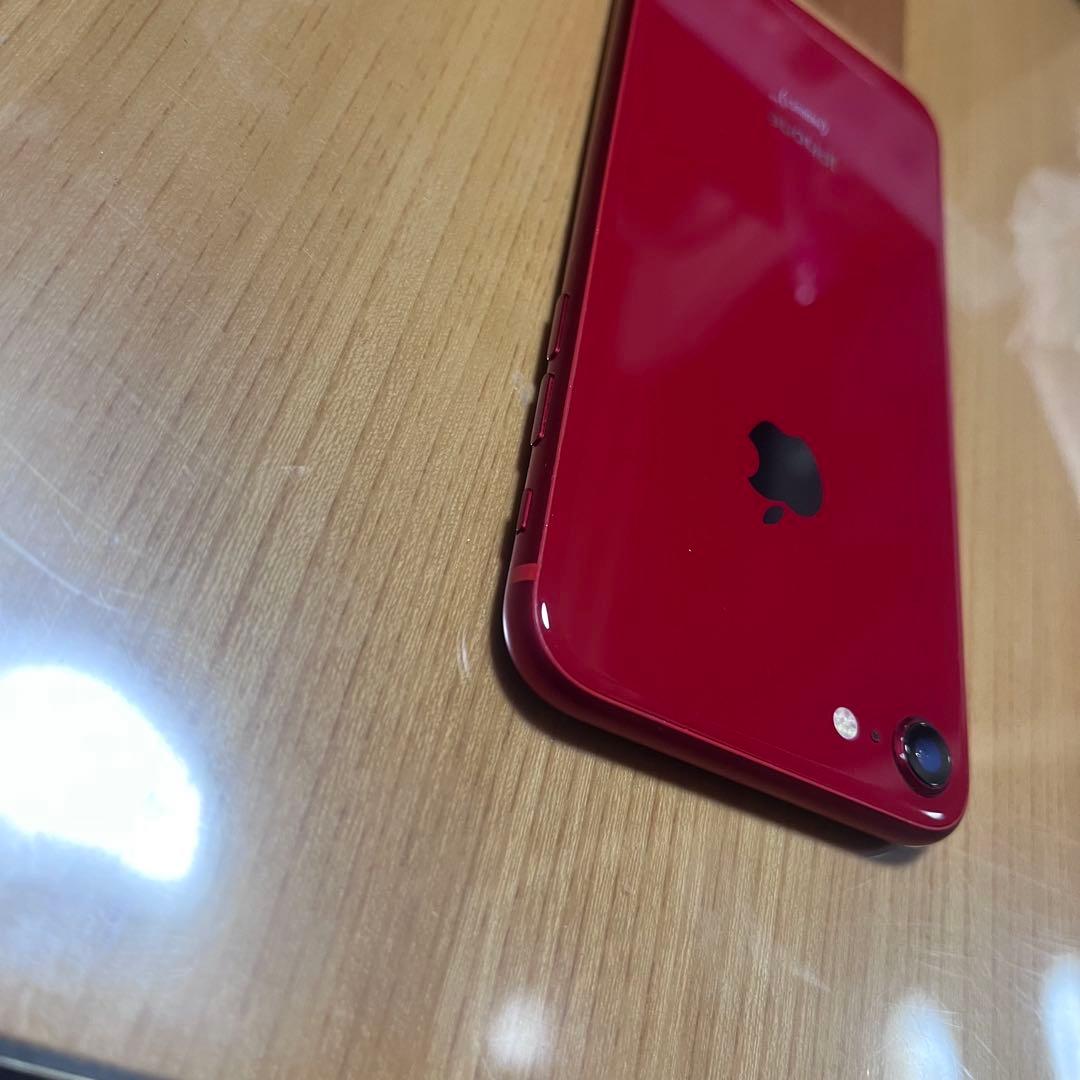 Apple iPhone 8 レッド