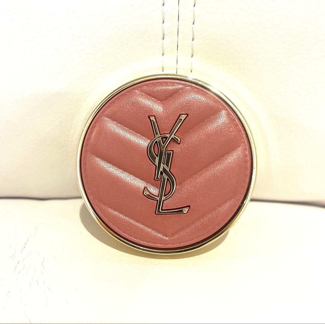 YSL パウダーチーク 44