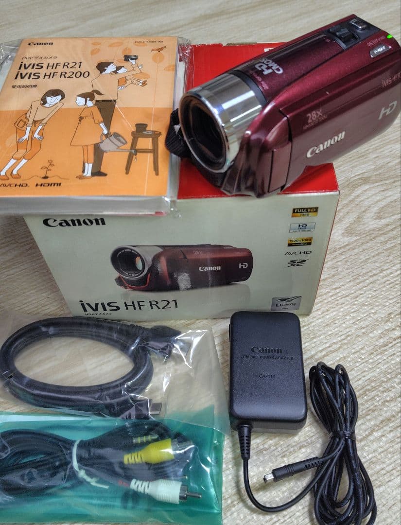 【美品】Canon iVIS HF R21 RED