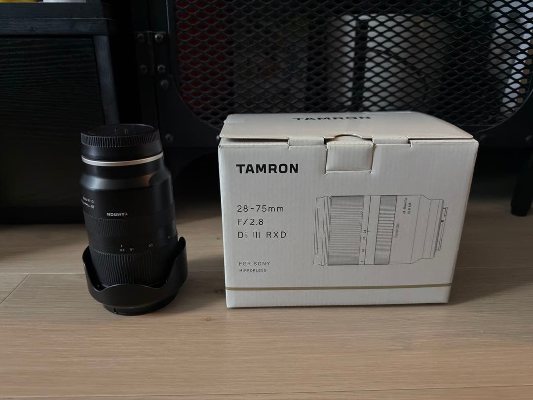 TAMRON 28-75mm F/2.8 Di III RXD ソニーEマウント