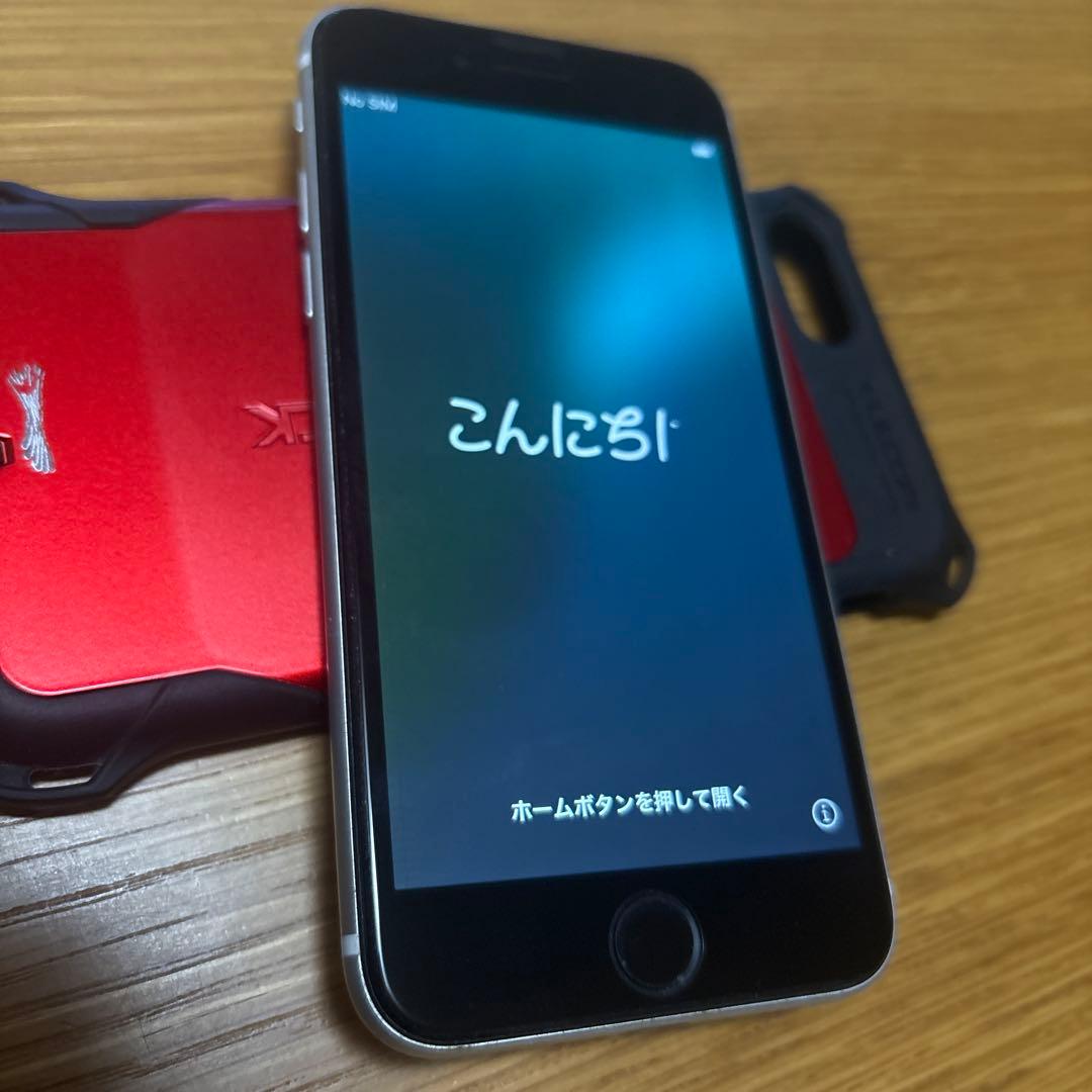 Apple iPhone SE 2 ホワイト　本体