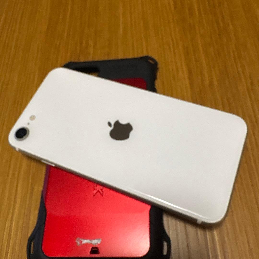 Apple iPhone SE 2 ホワイト　本体