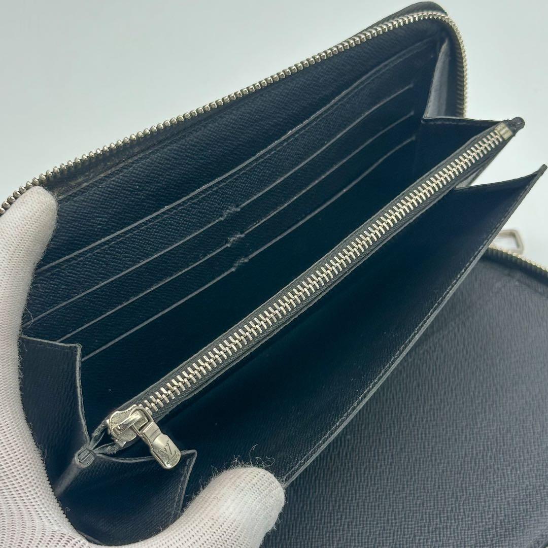 ルイヴィトン ジッピーオーガナイザー エピ ブラック ラウンド 長財布 レザー