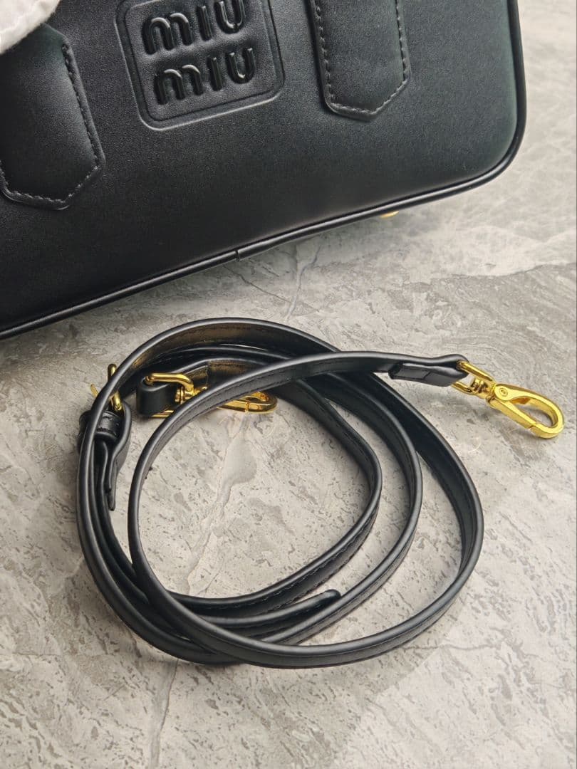 miu miu ミニボストンバッグ 2WAY ブラック レザー 美品