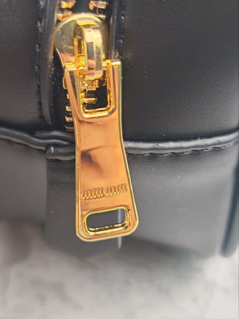 miu miu ミニボストンバッグ 2WAY ブラック レザー 美品