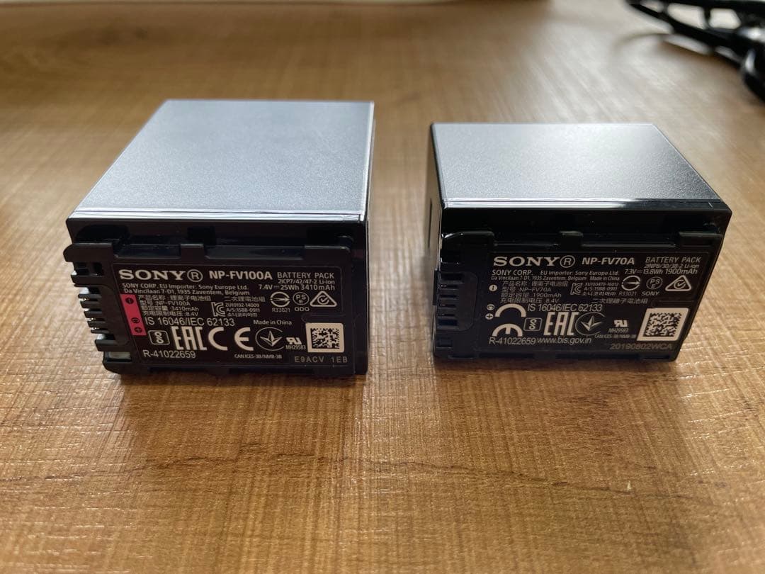 キューピー【美品】SONY FDR-AX45 4Kビデオカメラ