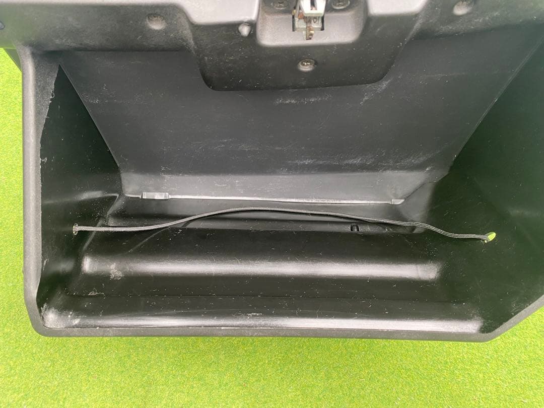 日産　NISSAN GTR BNR32 スカイライン　グローブボックス